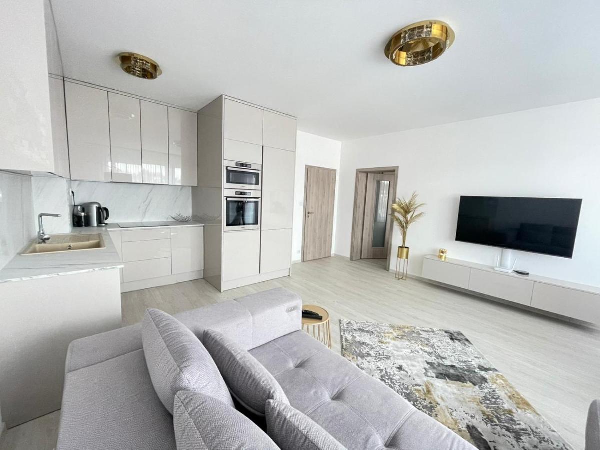 New Luxury Centre With Panoramic View, Free Parking Apartmán Bratislava